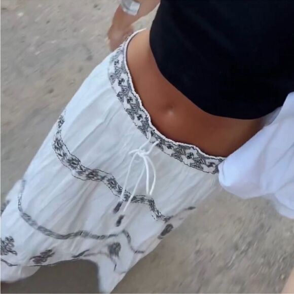 ZARA BOHO EMBROIDERED MIDI SKIRT - Picture 4 of 14